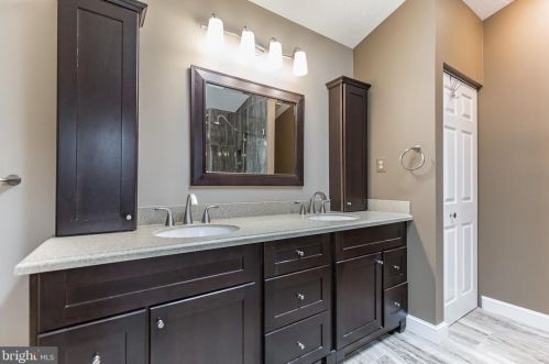 3160 Mayberry Ave, Huntingtown MD 20639-3910 exterior