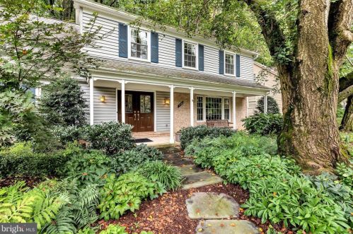 7709 Ivymount Ter, Rockville MD 20854-3753 exterior