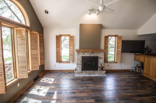 2424 Parnell Ave, Milwaukee WI 53221-4253 exterior