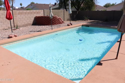513 Aire Libre Ave, Phoenix AZ 85053-2835 exterior