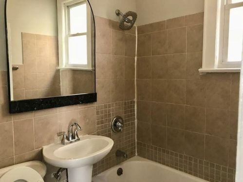 3907 Hudson Ave, Union City NJ 07087-6318 exterior